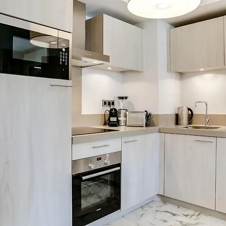 아파트 Moderne 3 Pieces A Avec Parking Et Wifi - Fr-1-562-28 쿠쉐벨