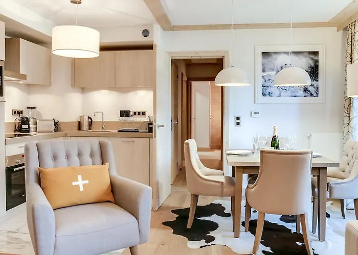 Moderne 3 Pieces A Avec Parking Et Wifi - Fr-1-562-28 *